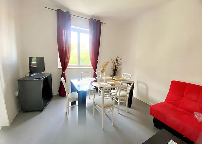 Giulia Home